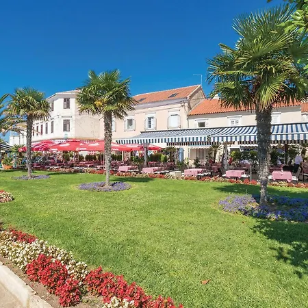Beautiful In * Benkovac